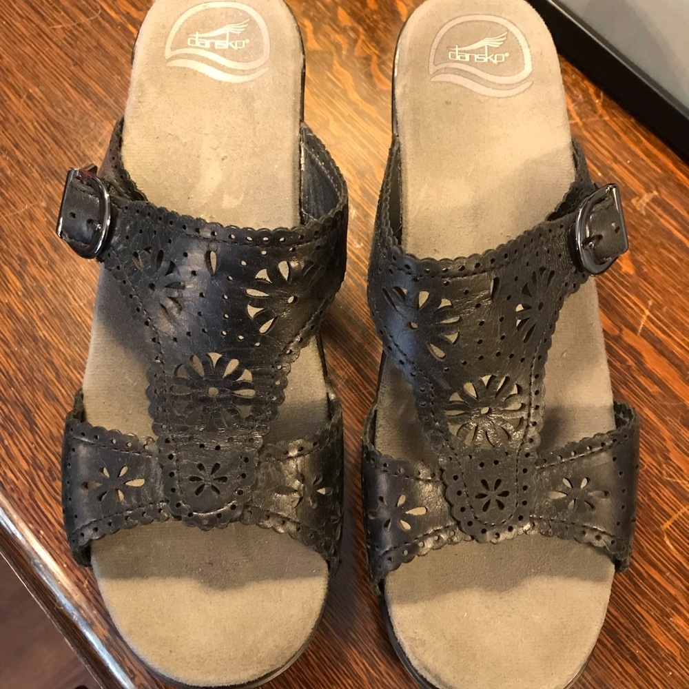 Dansko black leather shoes size 41